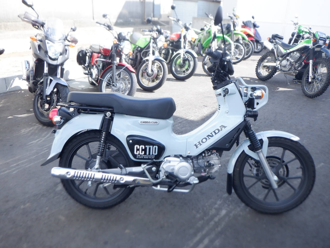 Honda CC110 CROSSCUB 2022