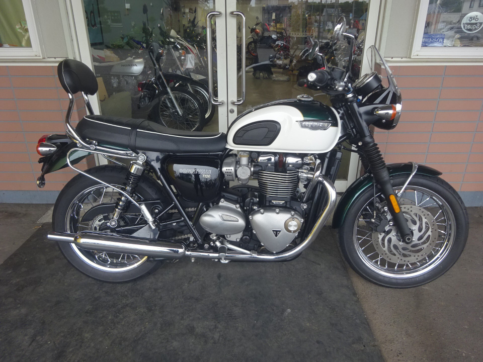 Triumph BONNEVILLE T120 2017