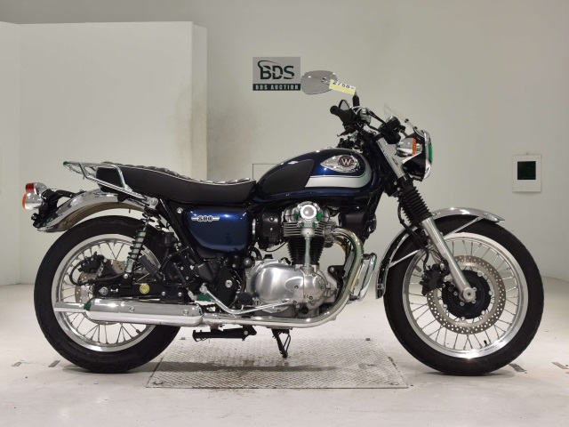 Kawasaki W800 2021