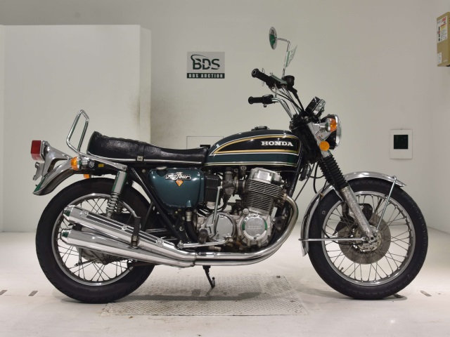 Honda CB750 2023