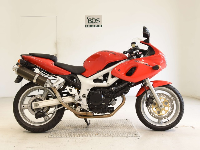 Suzuki SV400S