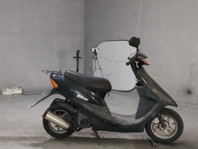 Honda DIO 2000