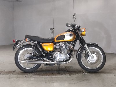 Kawasaki W800 2011
