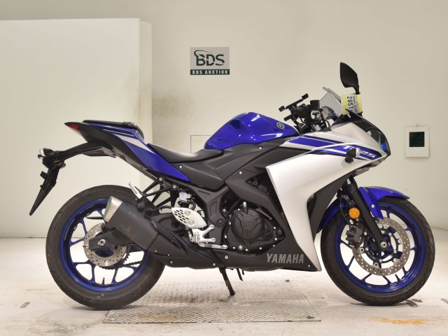Yamaha YZF-R25 2016