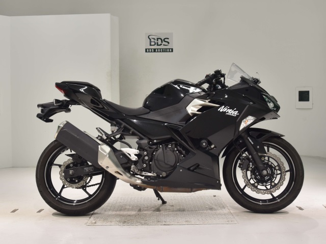 Kawasaki NINJA400 2021
