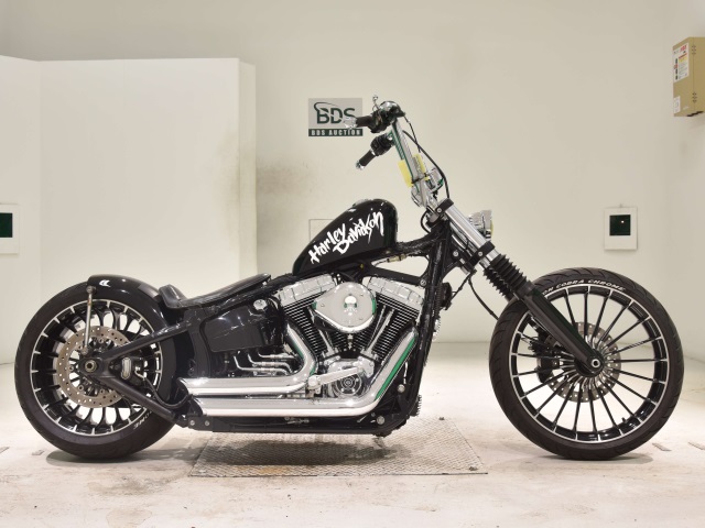 HD BREAKOUT FXSB1690 2016
