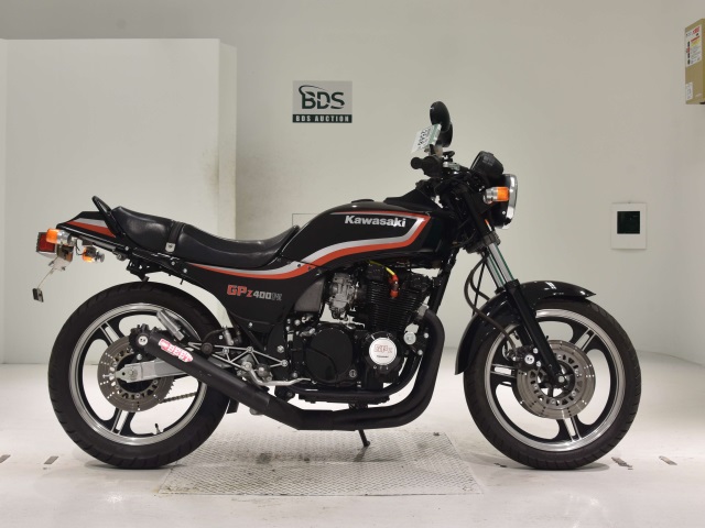 Kawasaki GPZ400F 1988