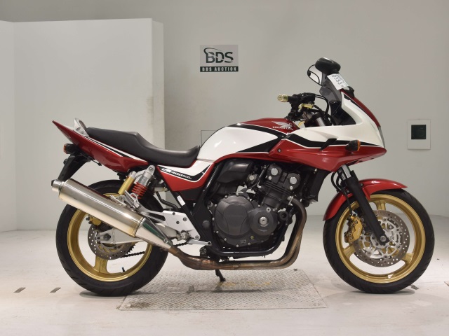 Honda CB400SFV BOLDOR 2011