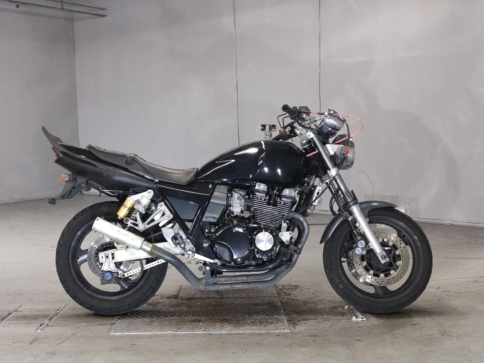 Yamaha XJR400 2005