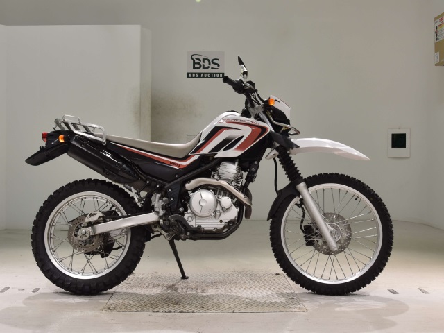 Yamaha SEROW XT250 2010