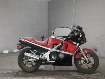 Kawasaki GPZ400R 1985