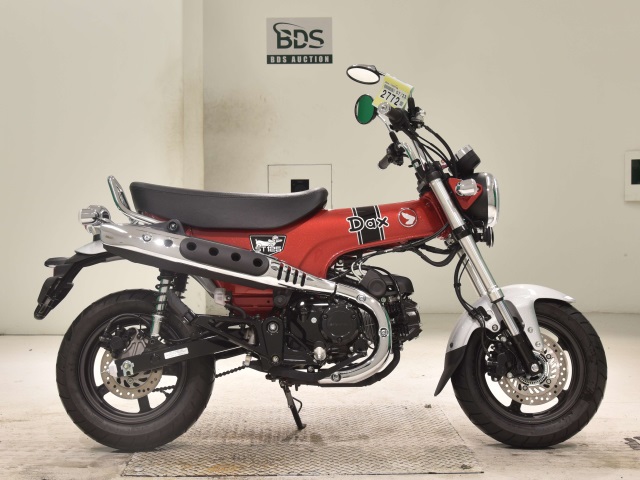 Honda DAX125 2022