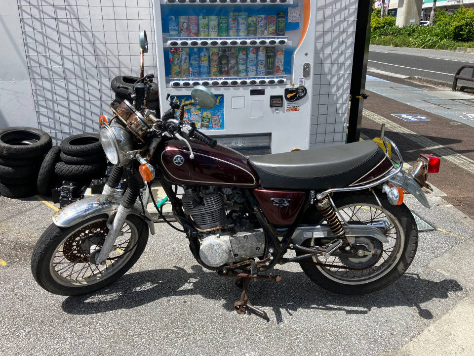 Yamaha SR400 2015