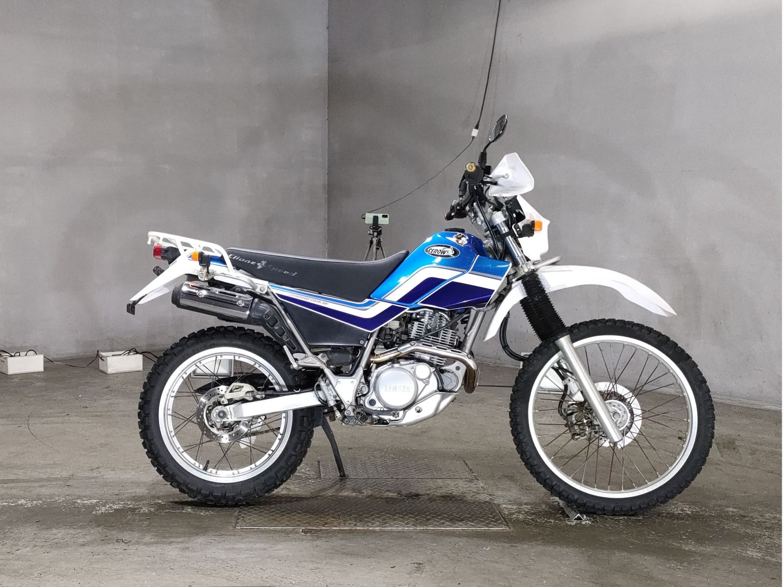 Yamaha SEROW XT225 2004