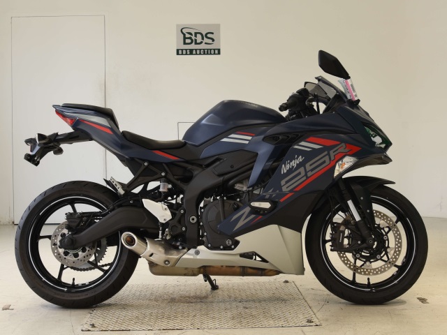 Kawasaki NINJA ZX-25R 2022