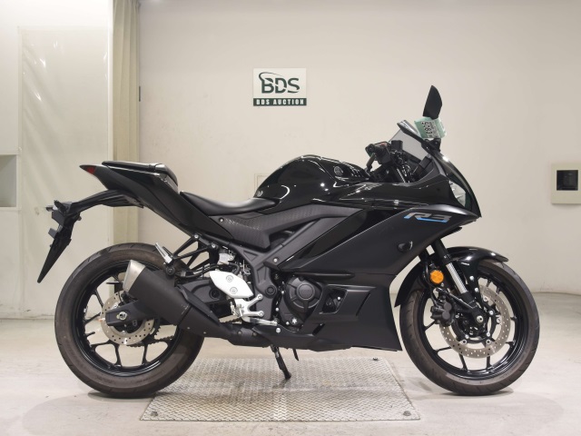 Yamaha YZF-R3 2025