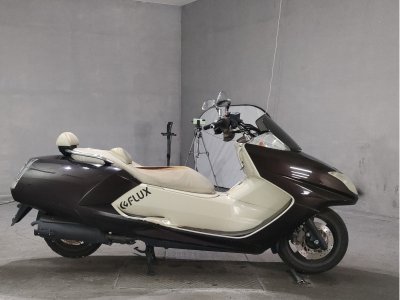 Yamaha MAGZAM 2014