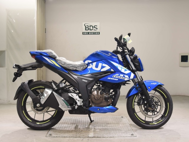Suzuki GIXXER250