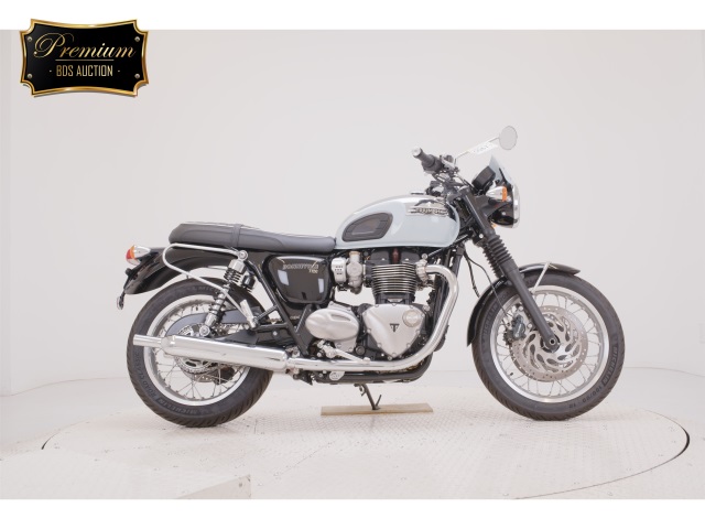 Triumph BONNEVILLE T120 2022