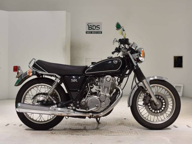 Yamaha SR400 2010