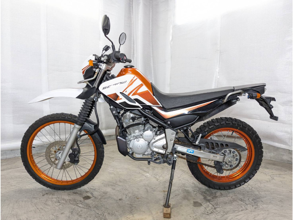 Yamaha SEROW XT250 2018