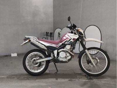 Yamaha SEROW XT250 2012