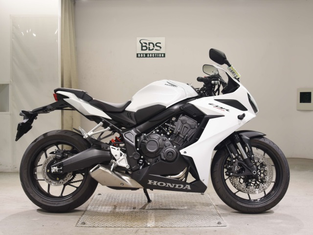 Honda CBR650R 2024