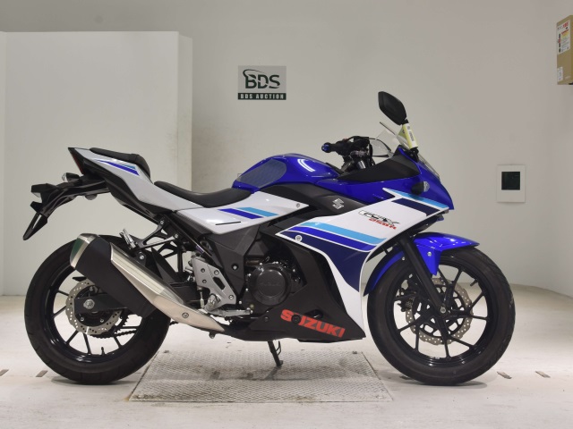 Suzuki GSX250R