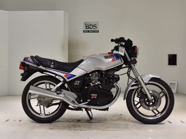 Yamaha XS400