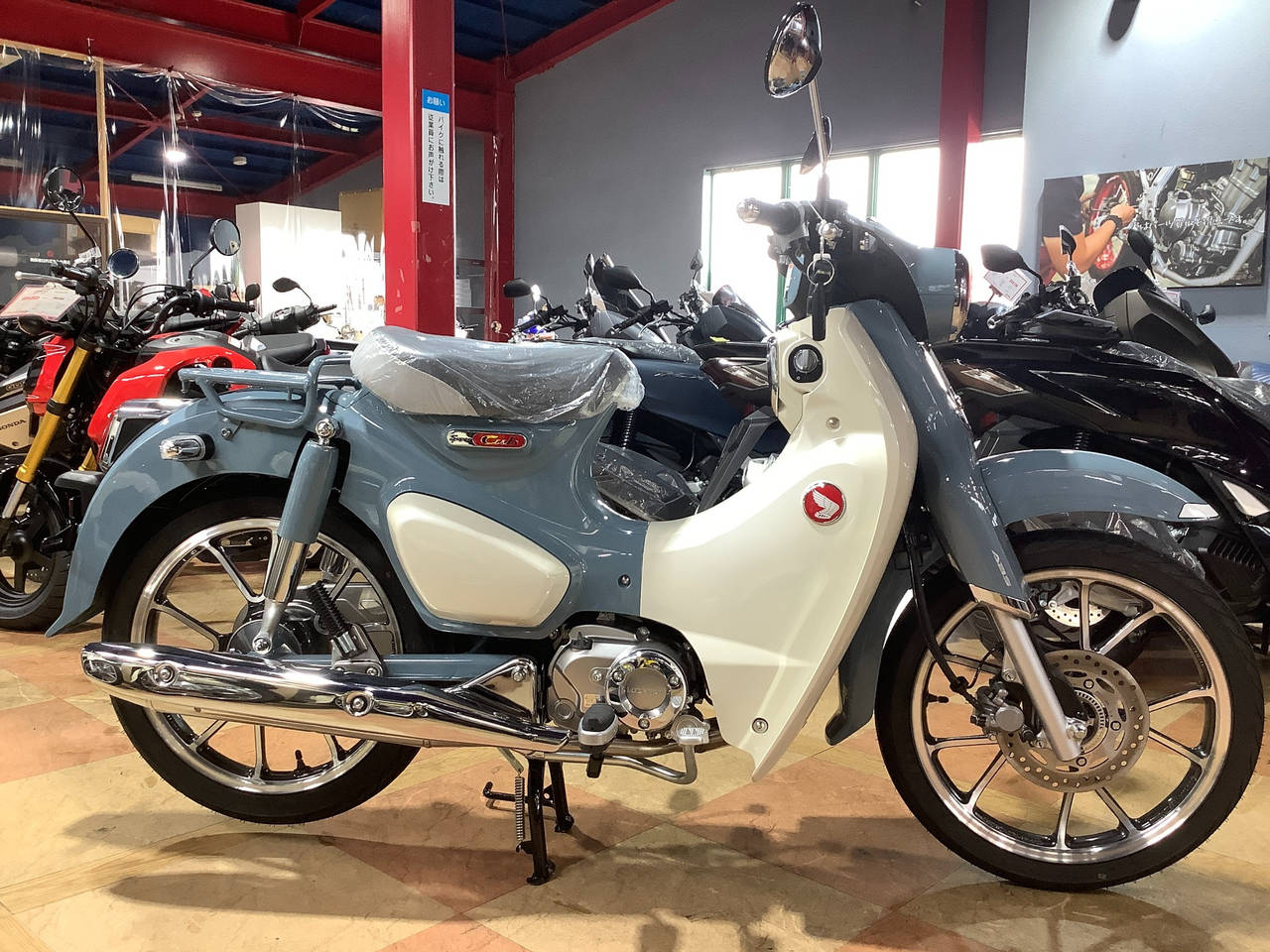 Honda SUPER CUB125 2022