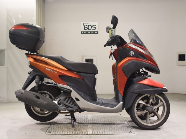 Yamaha TRICITY MW125 2015