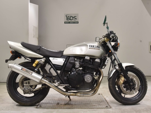 Yamaha XJR400 1995
