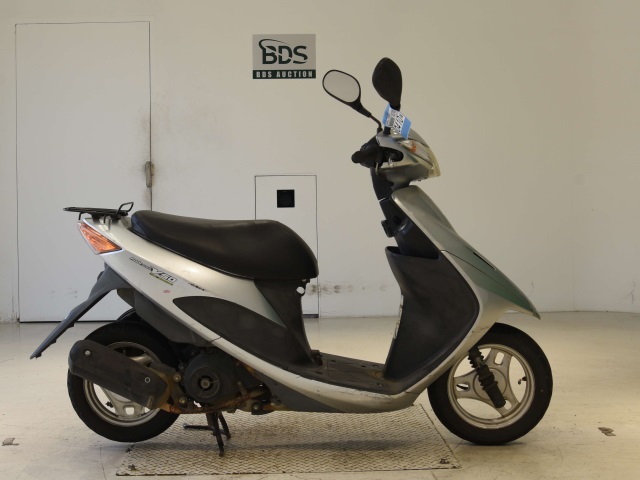 Suzuki ADDRESS V50