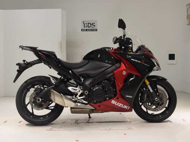 Suzuki GSX-S1000F 2016