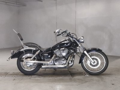 Yamaha DRAGSTAR XVS250 2005