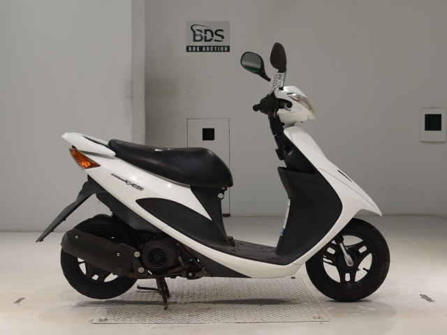 Suzuki ADDRESS V50