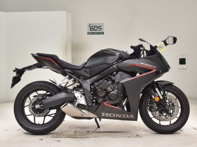 Honda CBR650F 2025