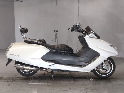 Yamaha MAGZAM 2005