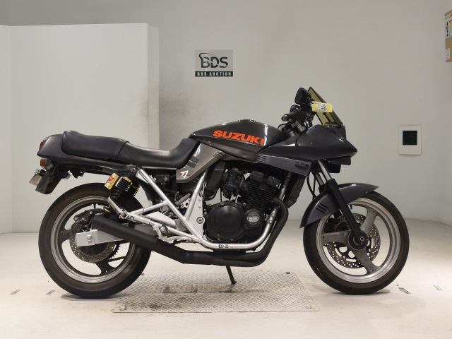 Suzuki GSX250S KATANA