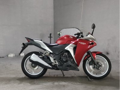 Honda CBR250R 2011