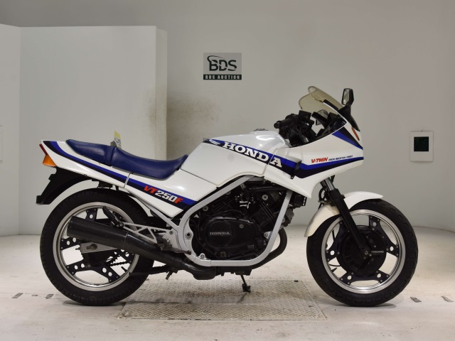 Honda VT250FE