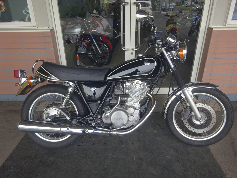 Yamaha SR400 2011