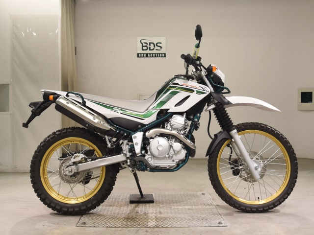 Yamaha SEROW XT250 2020