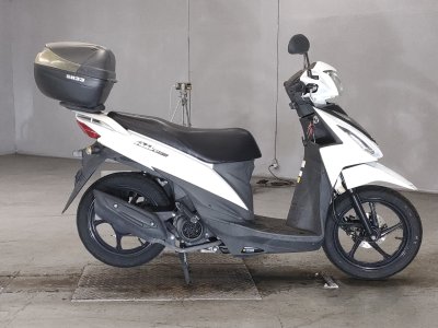 Suzuki ADDRESS V110