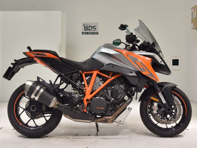 KTM 1290 SUPERDUKE GT 2017