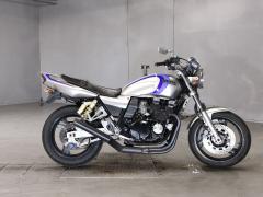 Yamaha XJR400 2004