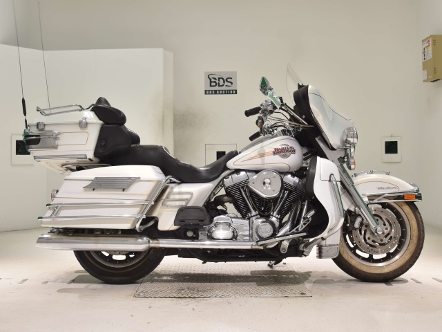 HD ELECTRA GLIDE FLHTCU1580 2006