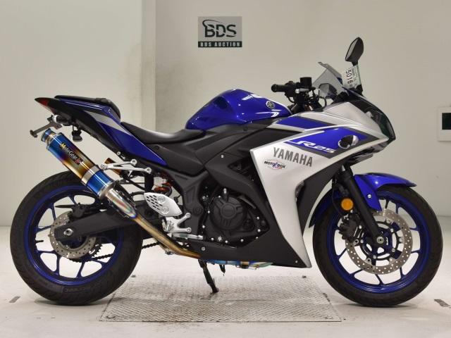 Yamaha YZF-R25 2015