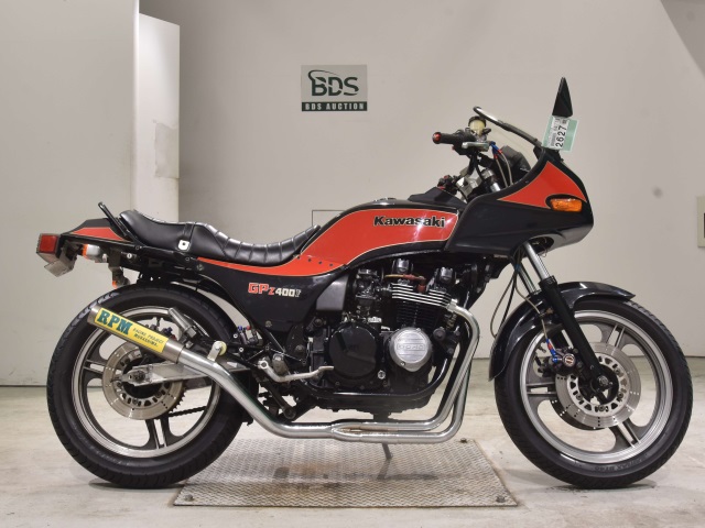 Kawasaki GPZ400F 1984