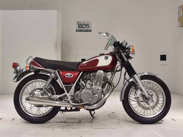 Yamaha SR400 2005